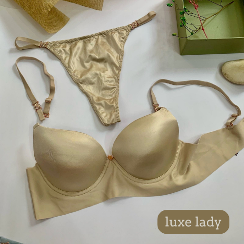 SILK LIGHT PUSH UP BRA SET